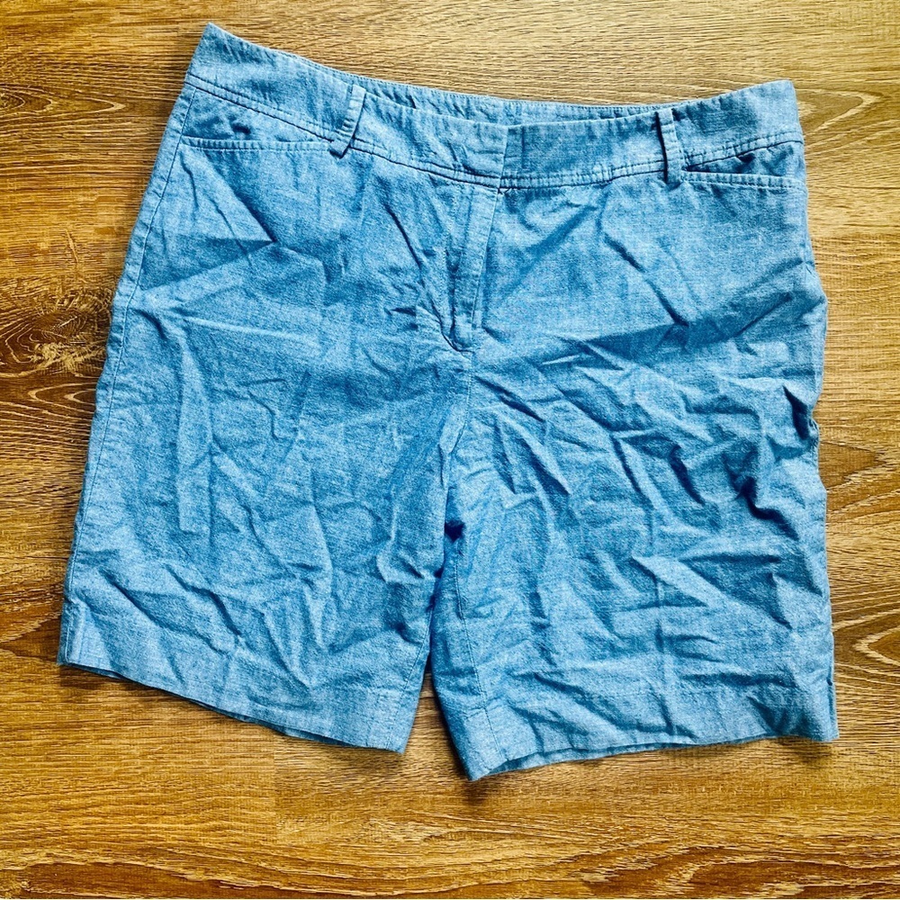 Talbots Perfect Short Blue Chambray 14P 14 Petite